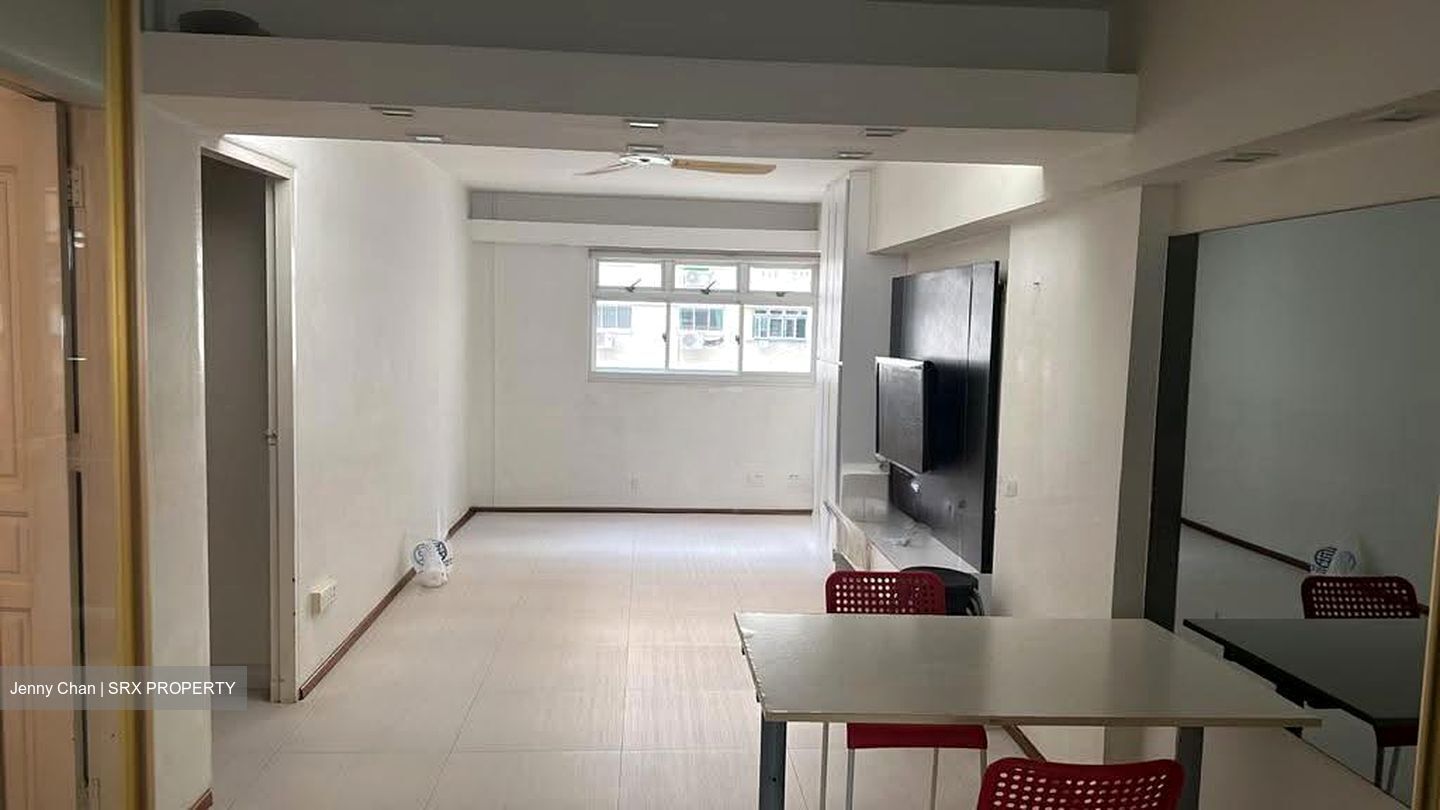 Blk 4 Holland Close (Queenstown), HDB 3 Rooms #613939441